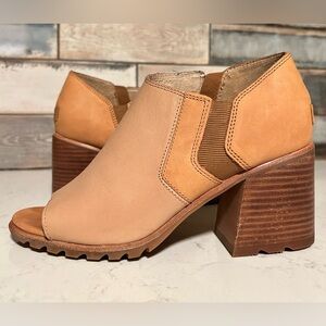 Sorel Nadia Leather Peep Toe Block Heel Ankle Bootie Sandals